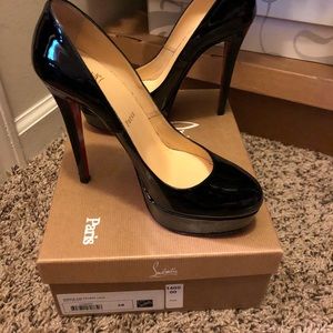 Authentic Bianca louboutins